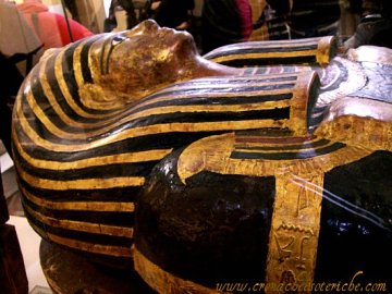 Sarcofago Egizio
